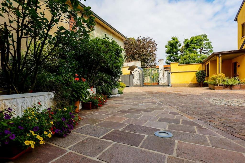 Prestigioso Appartamento Di 70Mq Vicino Milano Леньяно Екстер'єр фото